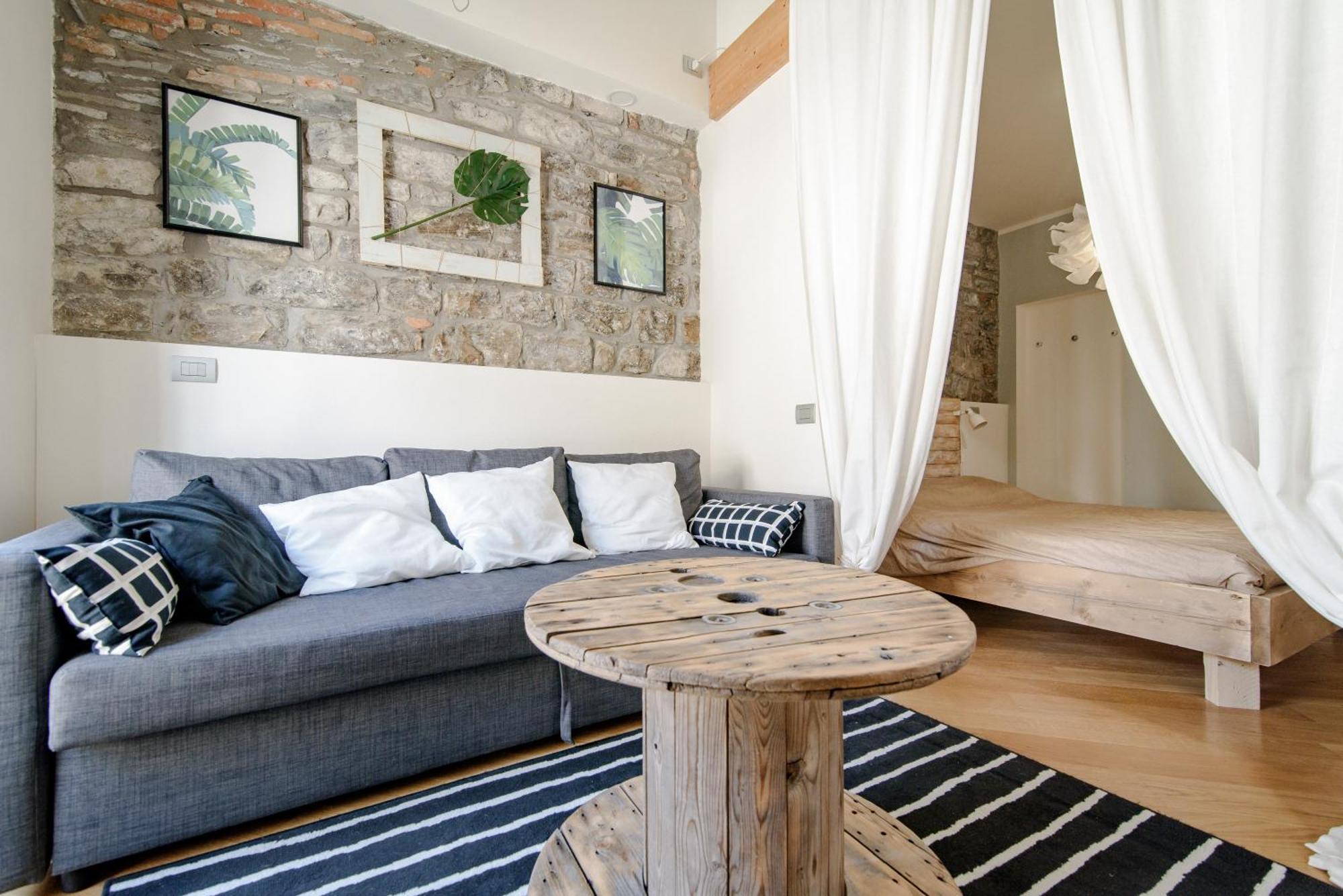 Gem Of The Lake - Luxury Apartment Como Old Town المظهر الخارجي الصورة