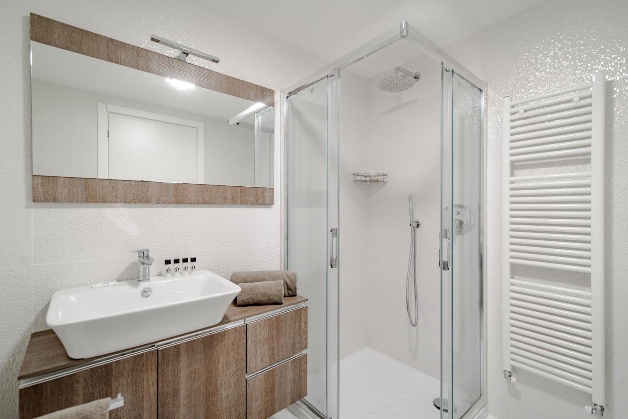 Gem Of The Lake - Luxury Apartment Como Old Town المظهر الخارجي الصورة
